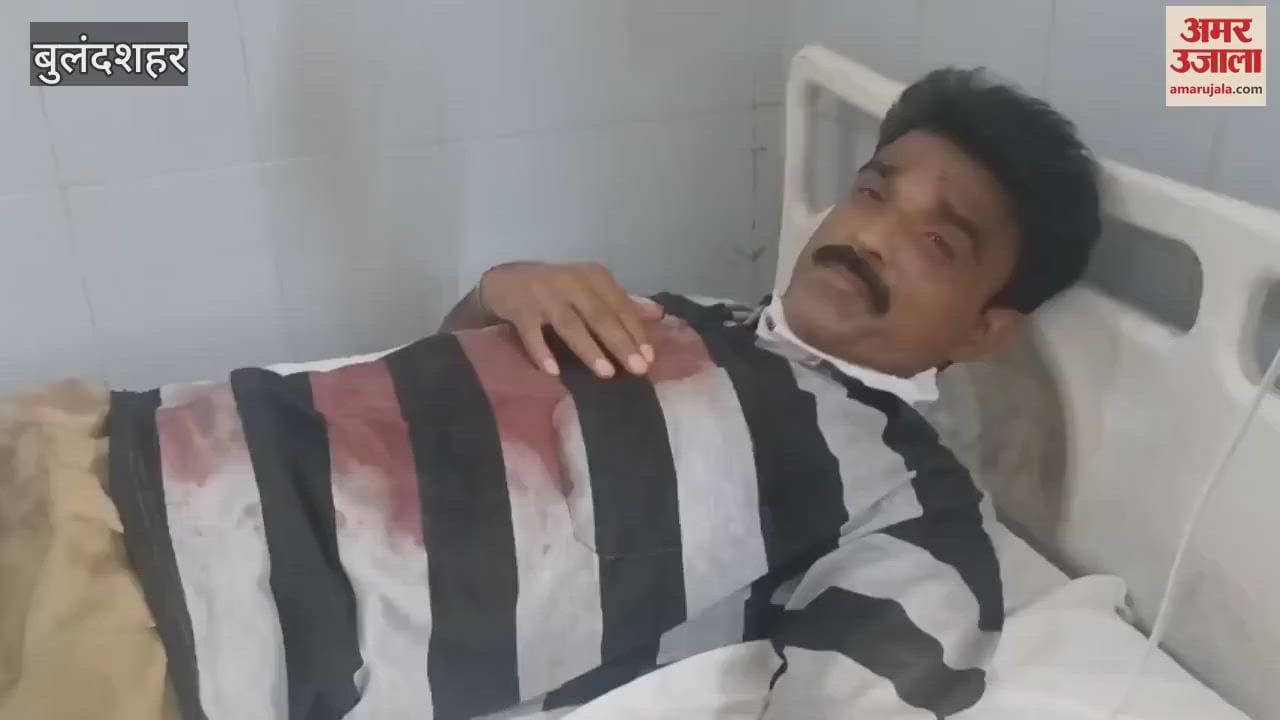 man accused his wife of slitting his throat in front of police In Bulandshahr