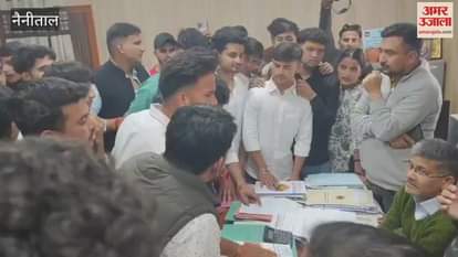 Kumaon University student demanded to declare the date of student union elections