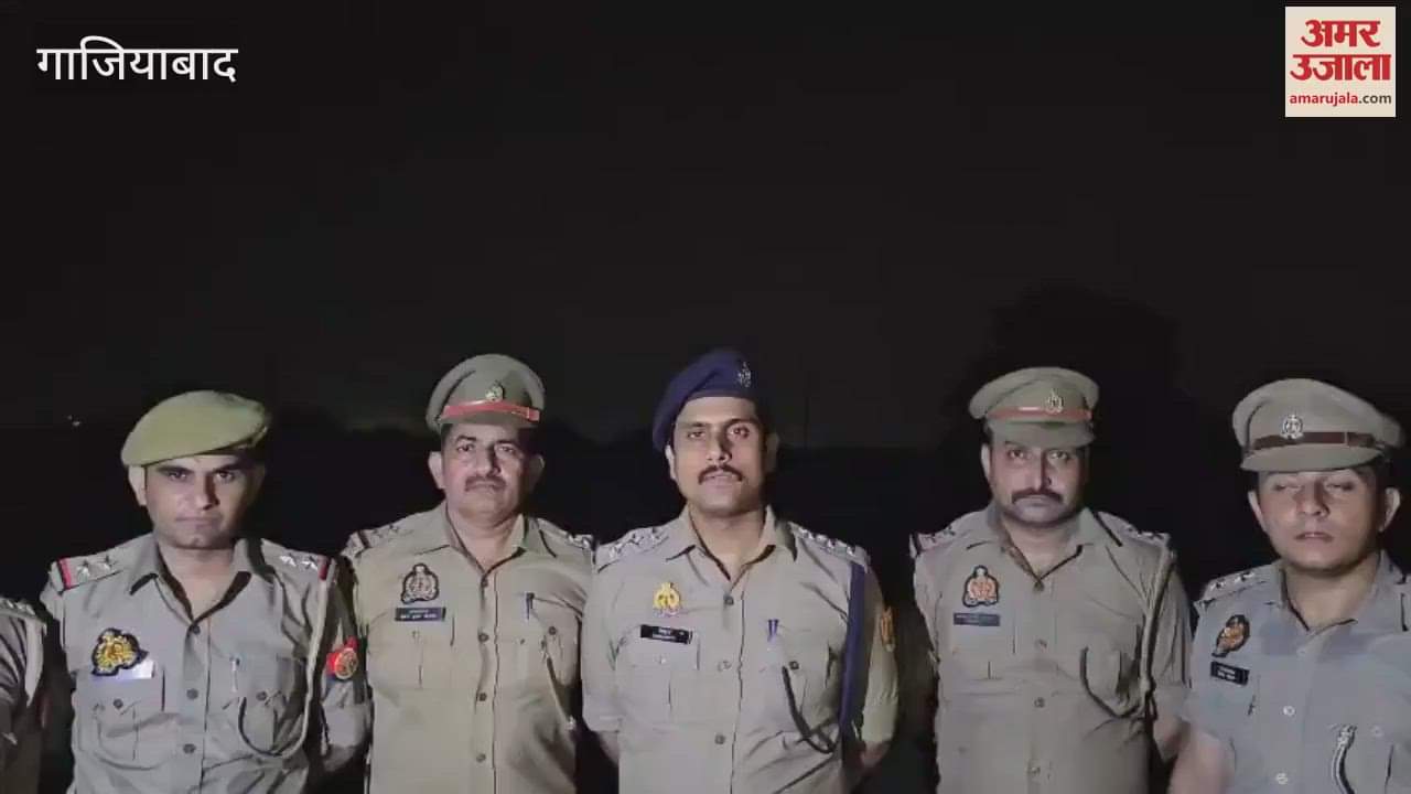 Two accused arrested by Loni Thana Police team during encounter