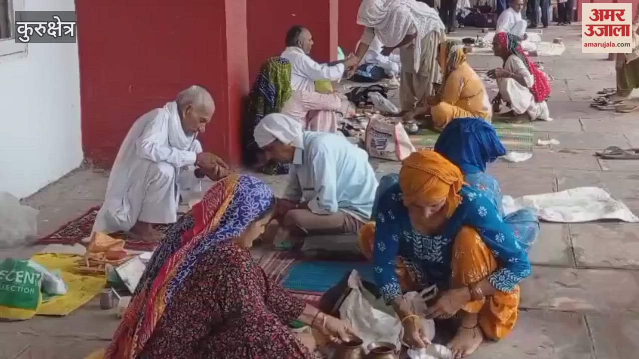 There is a wave of devotion in Brahma Sarovar on Bhadrapad Amavasya in Kurukshetra