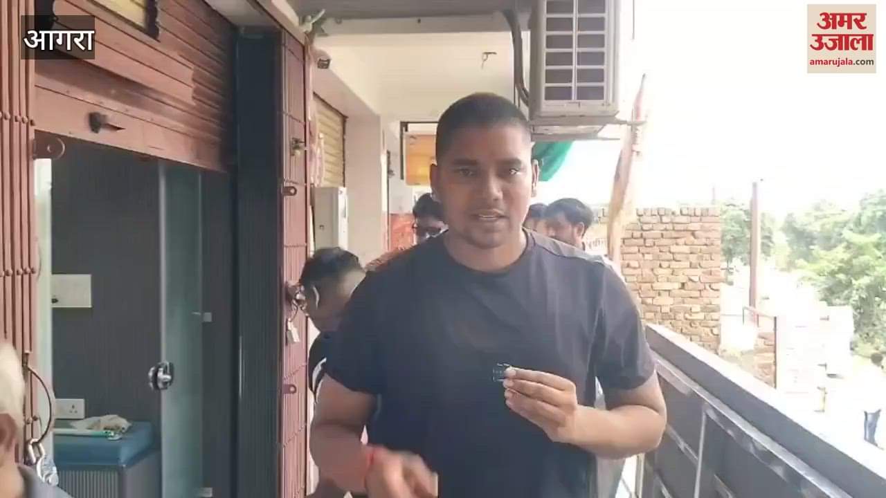 jeweler's shop is 100 meters away from the police station, yet a theft took place