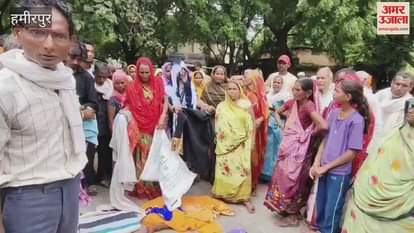 Old clothes distributed to flood victims in the name of relief kit
