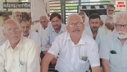 delegation of Mahendragarh Yadav Sabha reached the protest site outside Koreawas College and extended support