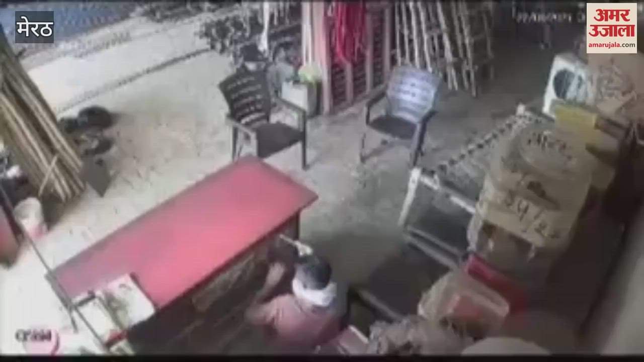 Meerut: Theft in two shops in Siwalkhas.