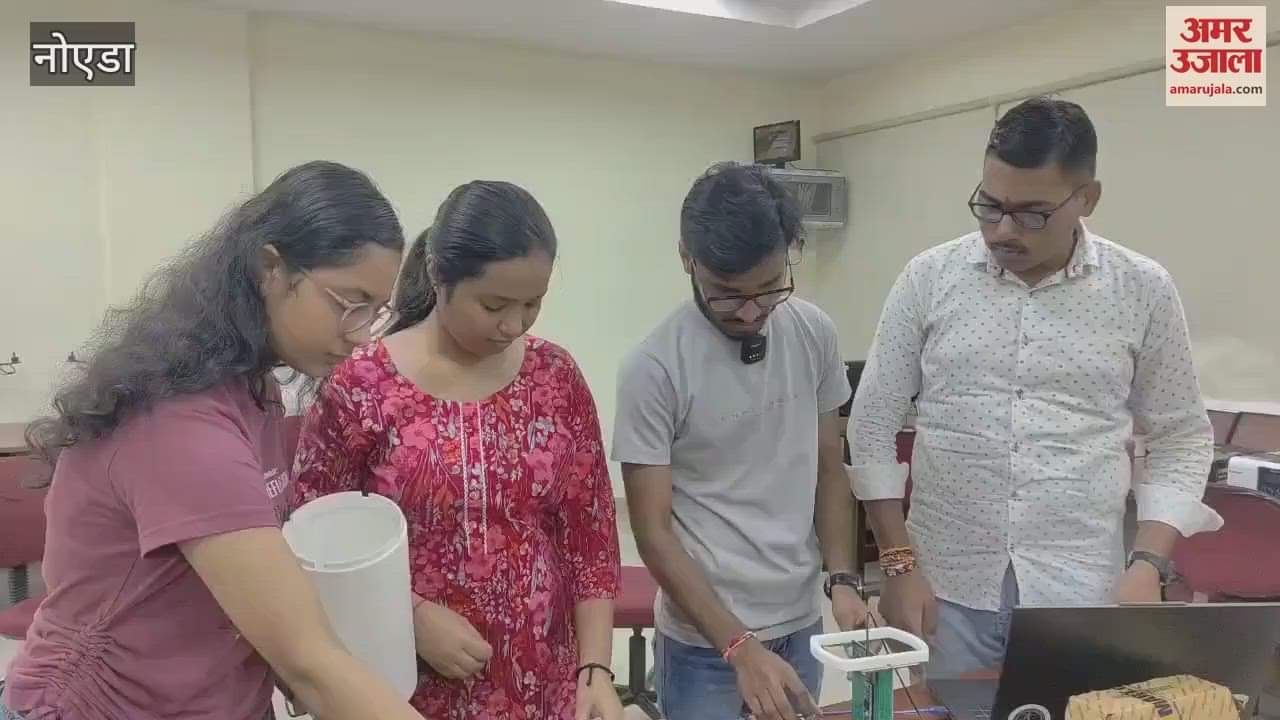 Students are preparing rockets for disaster management