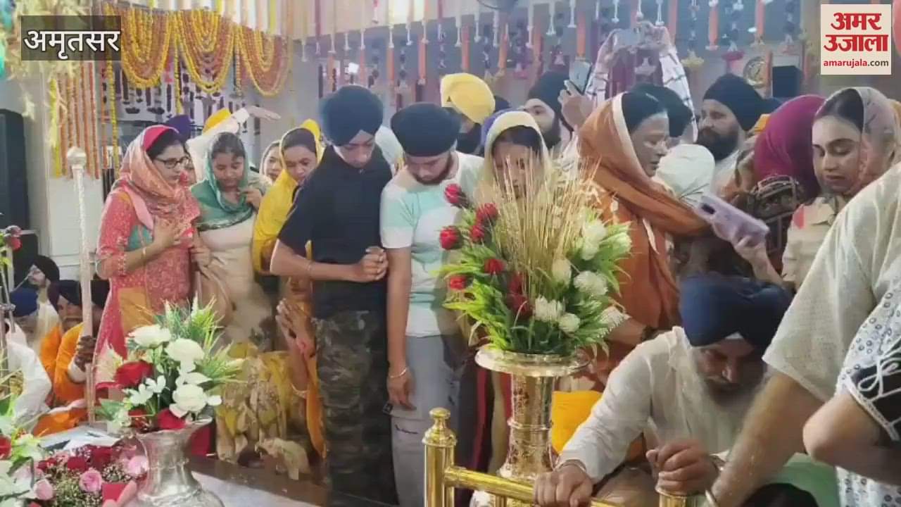 Nagar Kirtan started from Gurdwara Ramsar on the occasion of the first Prakash Parv of Guru Granth Sahib Ji