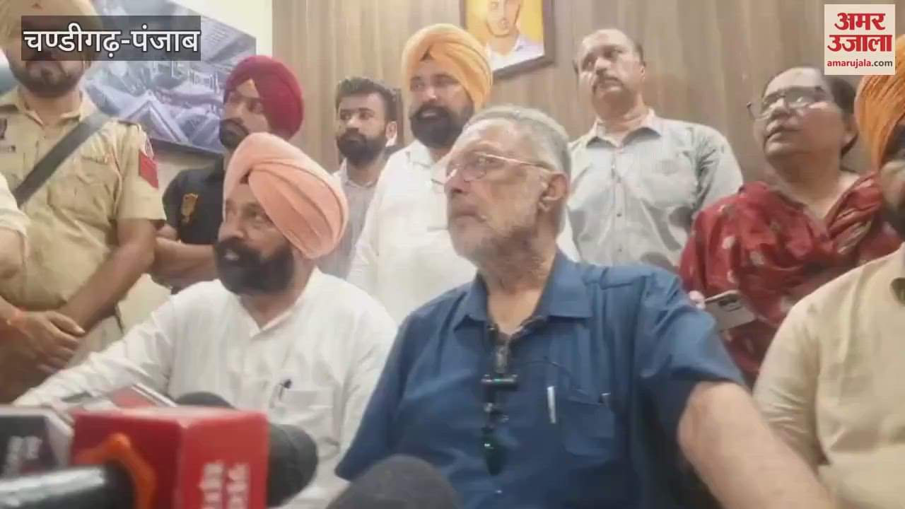 Health Minister Dr. Balbir Singh reached flood affected villages in Ferozepur