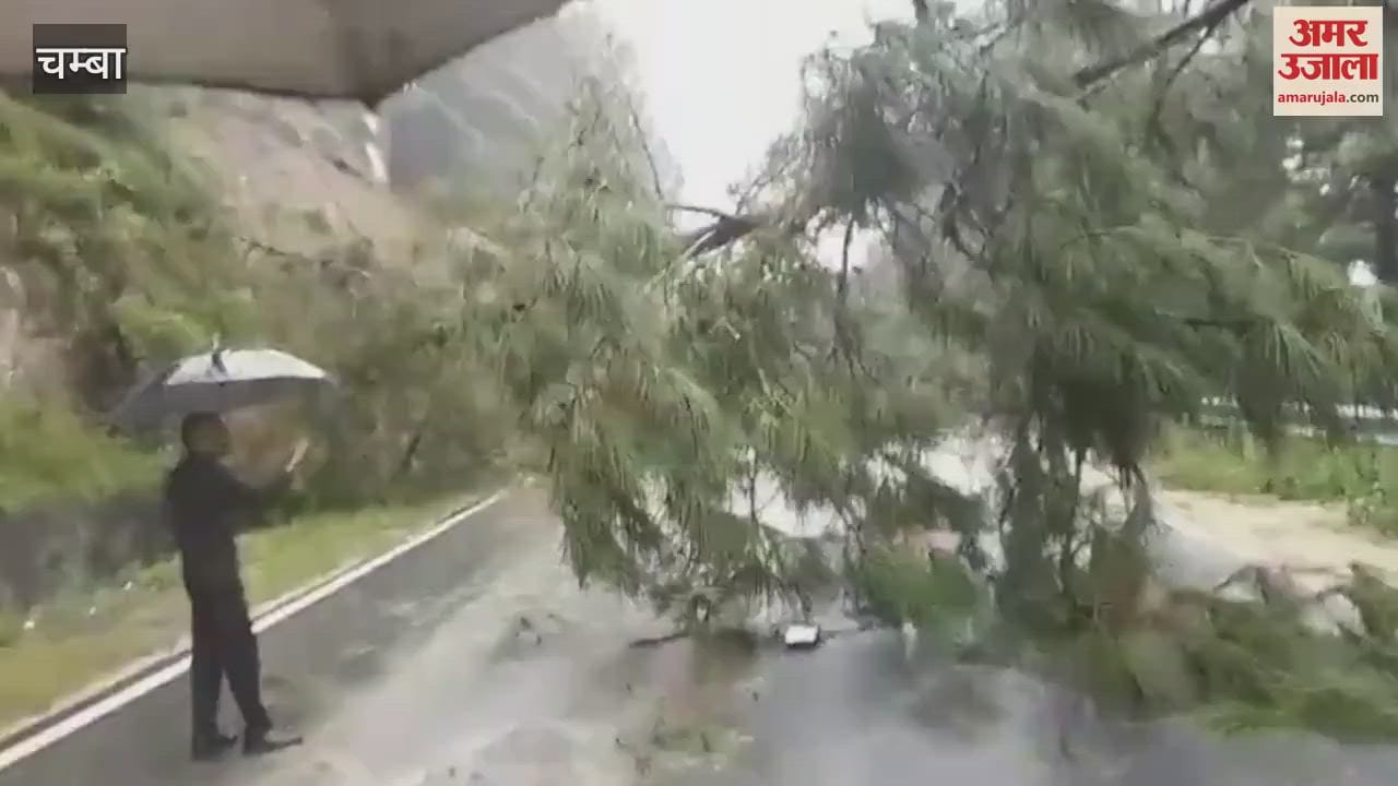Chamba A Volvo bus and a car on the Delhi-Chamba route were hit by a landslide