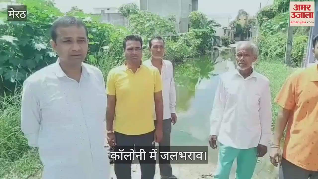 There is no solution for drainage of dirty water in the colony, people are troubled by waterlogging, school children pass through dirty water