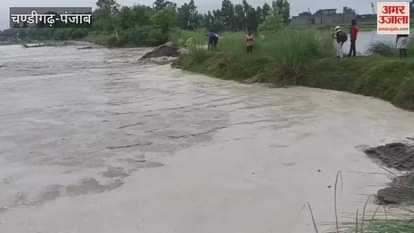 Water entered BSF post Satpal in Ferozepur, village Naya Gatti Rajoke submerged in water