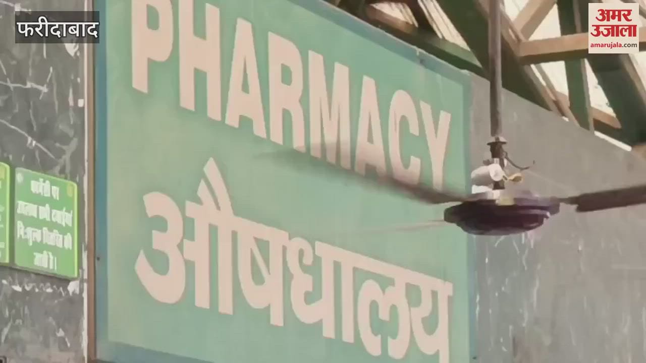 Faridabad Crowd of patients for medicines at BK Civil Hospital