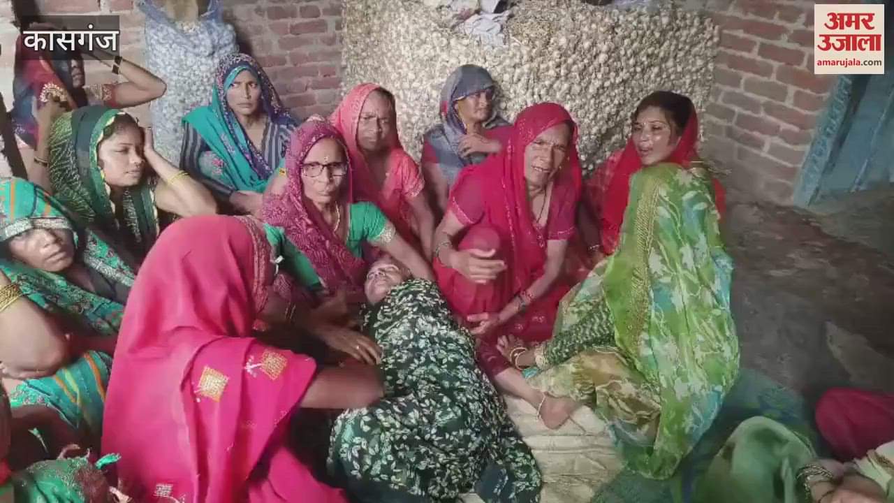 Bulandshahr road accident eight dead family members cry inconsolably