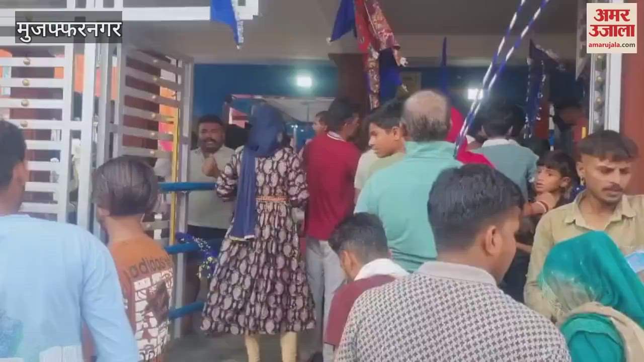 Muzaffarnagar: A crowd of people offering holy symbols and prasad at the historic Dudhli Mhadi