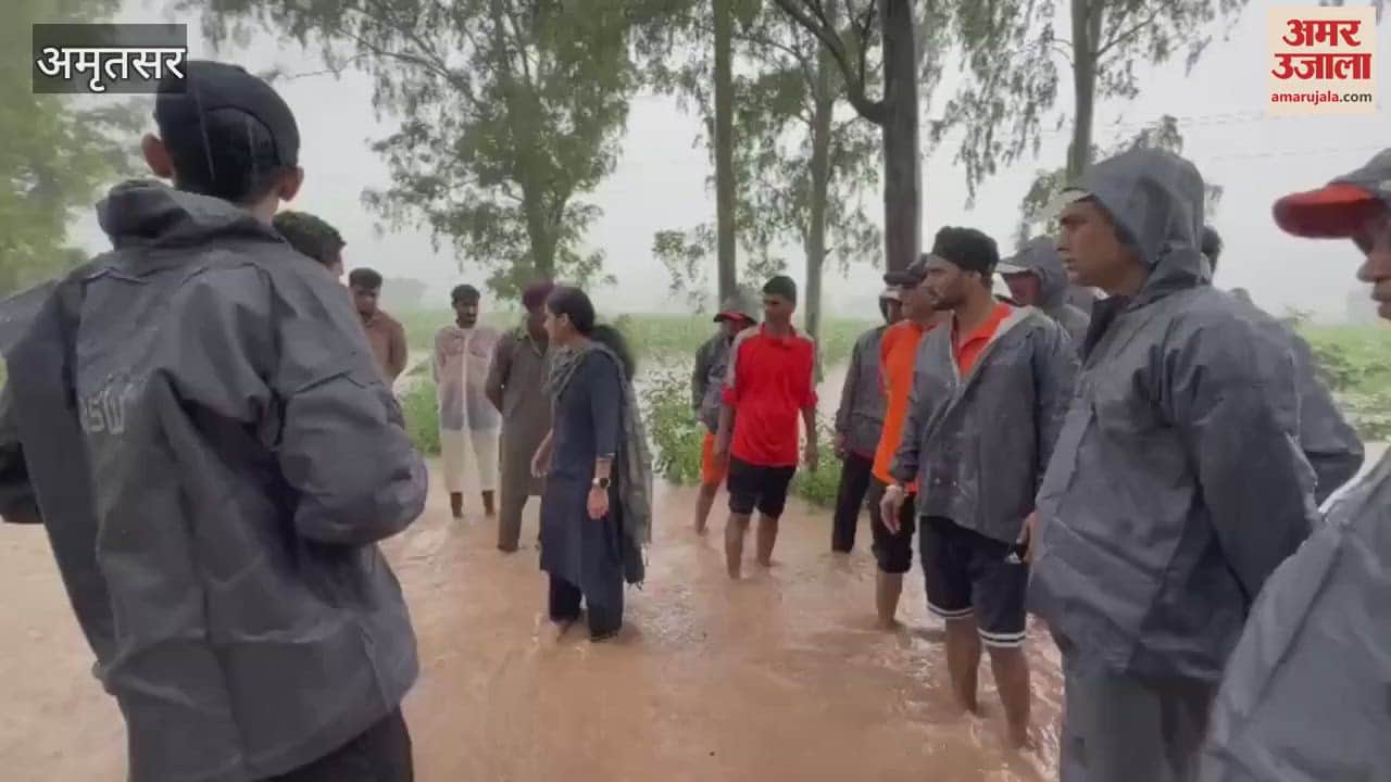 DC Sakshi Sahni visited flood affected areas in Amritsar