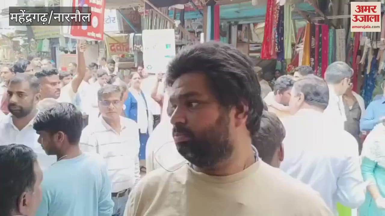 DMC met shopkeepers in Narnaul and made them aware about not encroaching