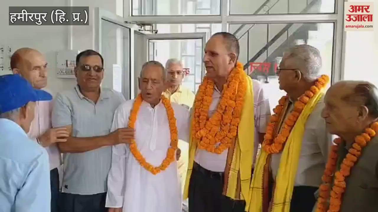 Hamirpur Vijay Kumar Puri unanimously became the President of Senior Citizen Council for the second time