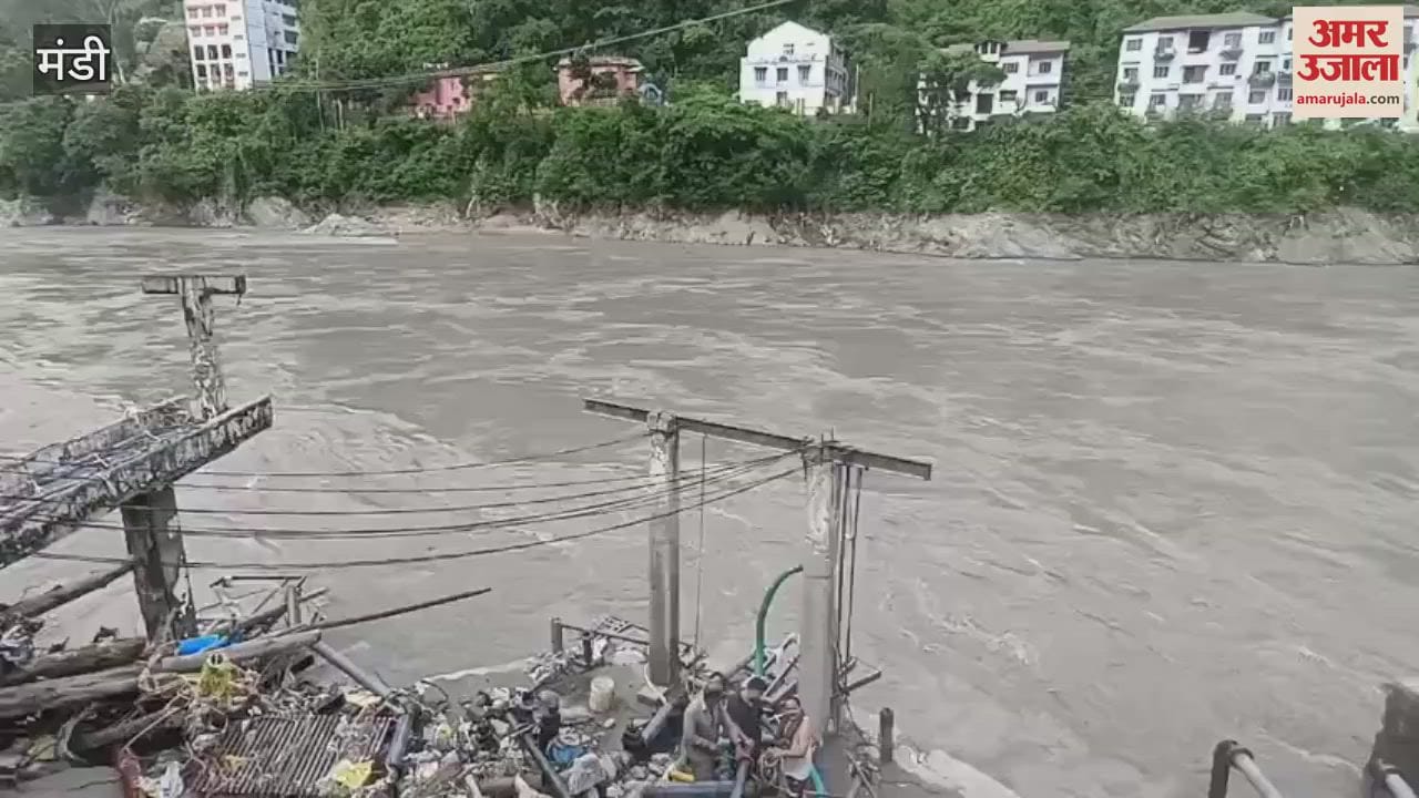 Arrangement for supply of drinking water through tankers in the main market and surrounding areas of Mandi