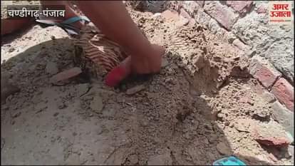 Roof of house collapsed in Barnala person died