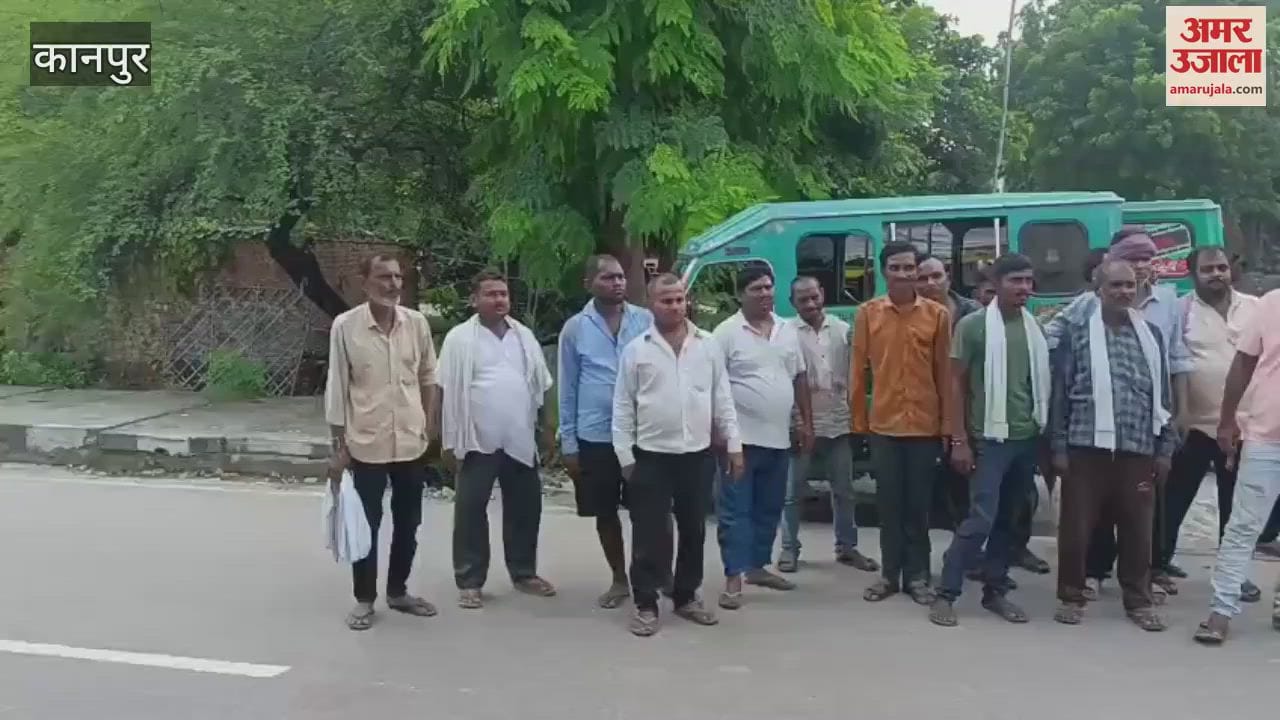 Tempo drivers' protest against illegal collection at the stand intensified