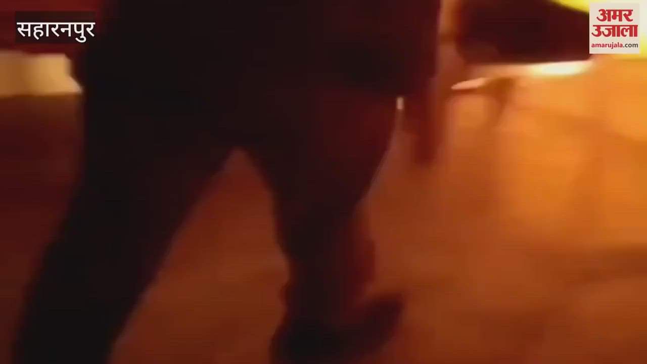 Saharanpur: Fire broke out in cylinder while cooking, policemen extinguished it