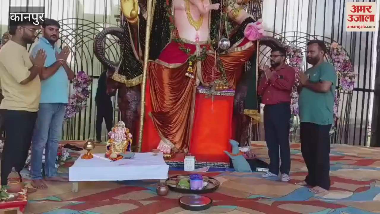 Ganesh Mahotsav pandals echoed with cheers