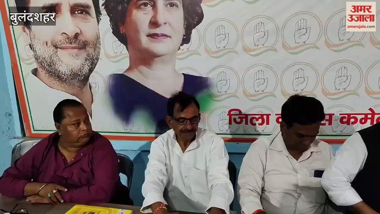Congress district president in Bulandshahr cornered government over law and order