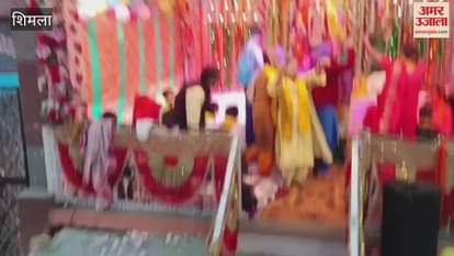 Shimla Devotees danced to bhajans during Ganesh Utsav program in Ganj Bazaar