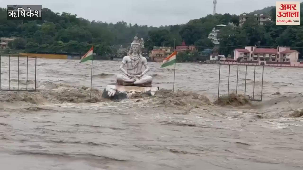 Ganga crosses warning line in Rishikesh, SDRF deployed on Ghats