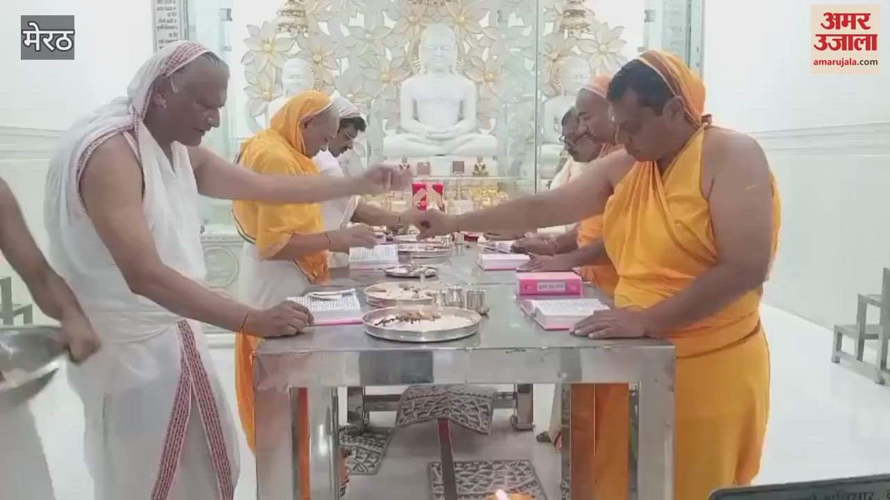 Meerut: Poojan on Dashalakshan festival