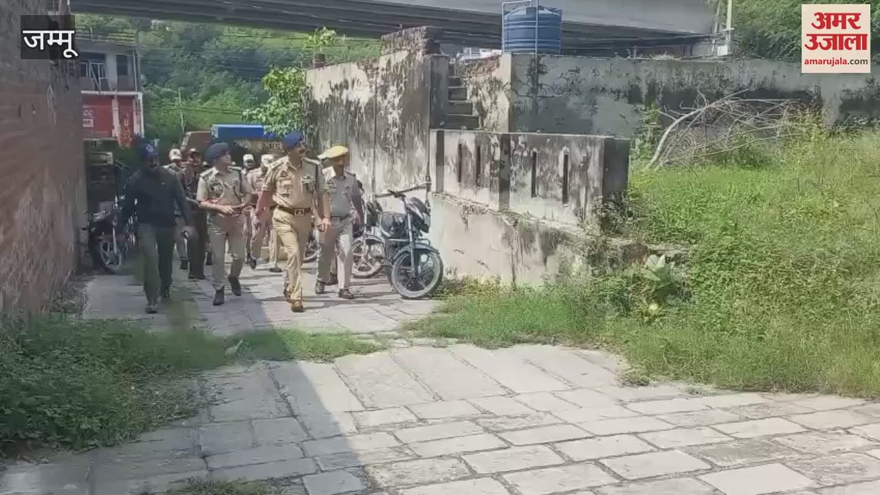 Seva Bharti Sankat Mochan Dal left to help the flood victims, SSP Samba flagged off