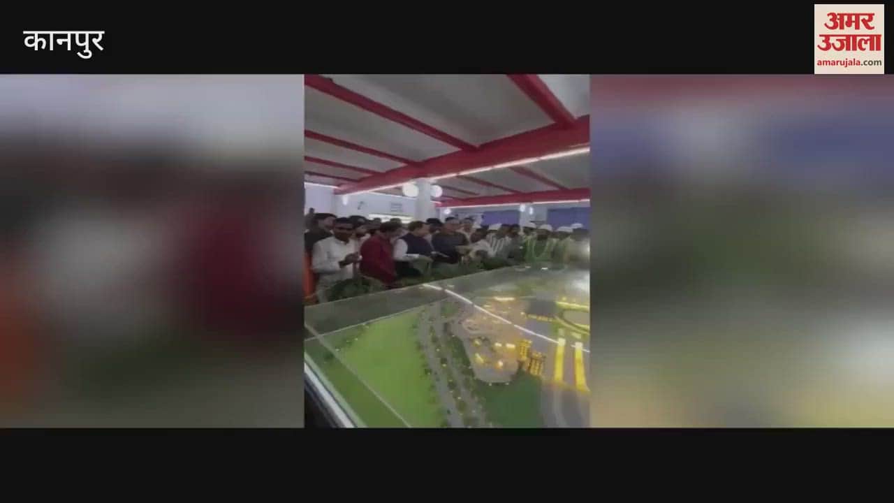 MP arrived to inspect the construction work going on at the Ghantaghar side of the Central Station