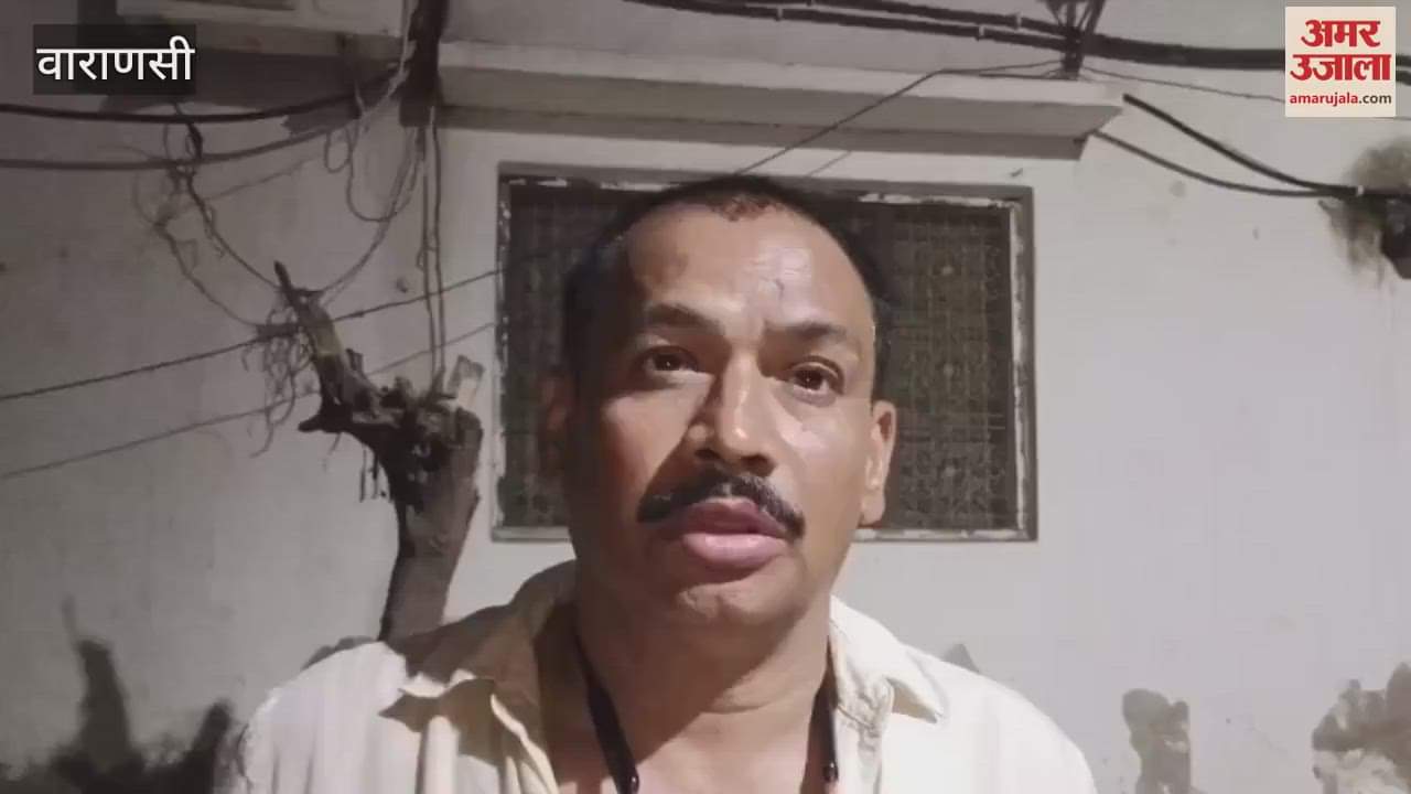 constable beaten up in Varanasi police station