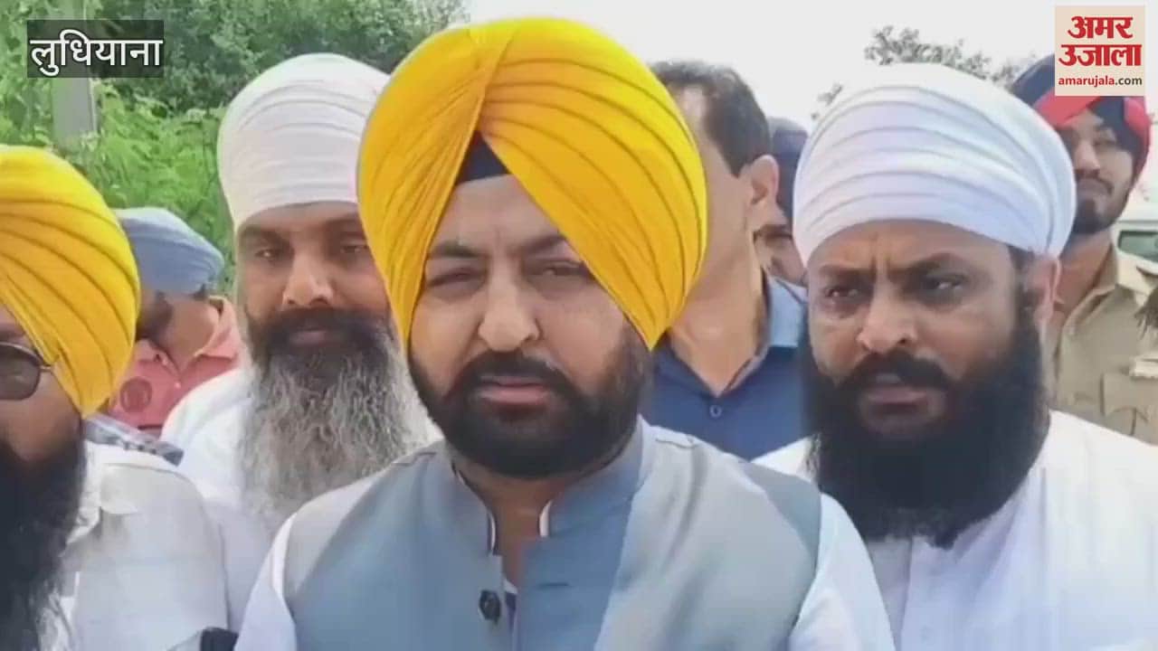 In Ludhiana, Minister Hardeep Singh Mundian and DC Himanshu Jain visited the flood affected areas