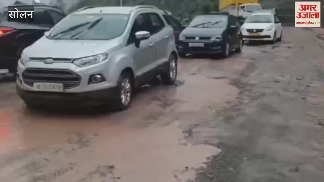 Solan Stones falling from the hill intermittently at Chakkimod