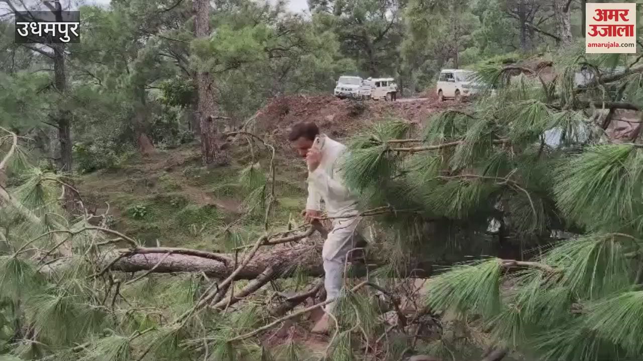 Houses destroyed by natural disaster, Chinani MLA reached Sugalar Panchayat to meet the victims