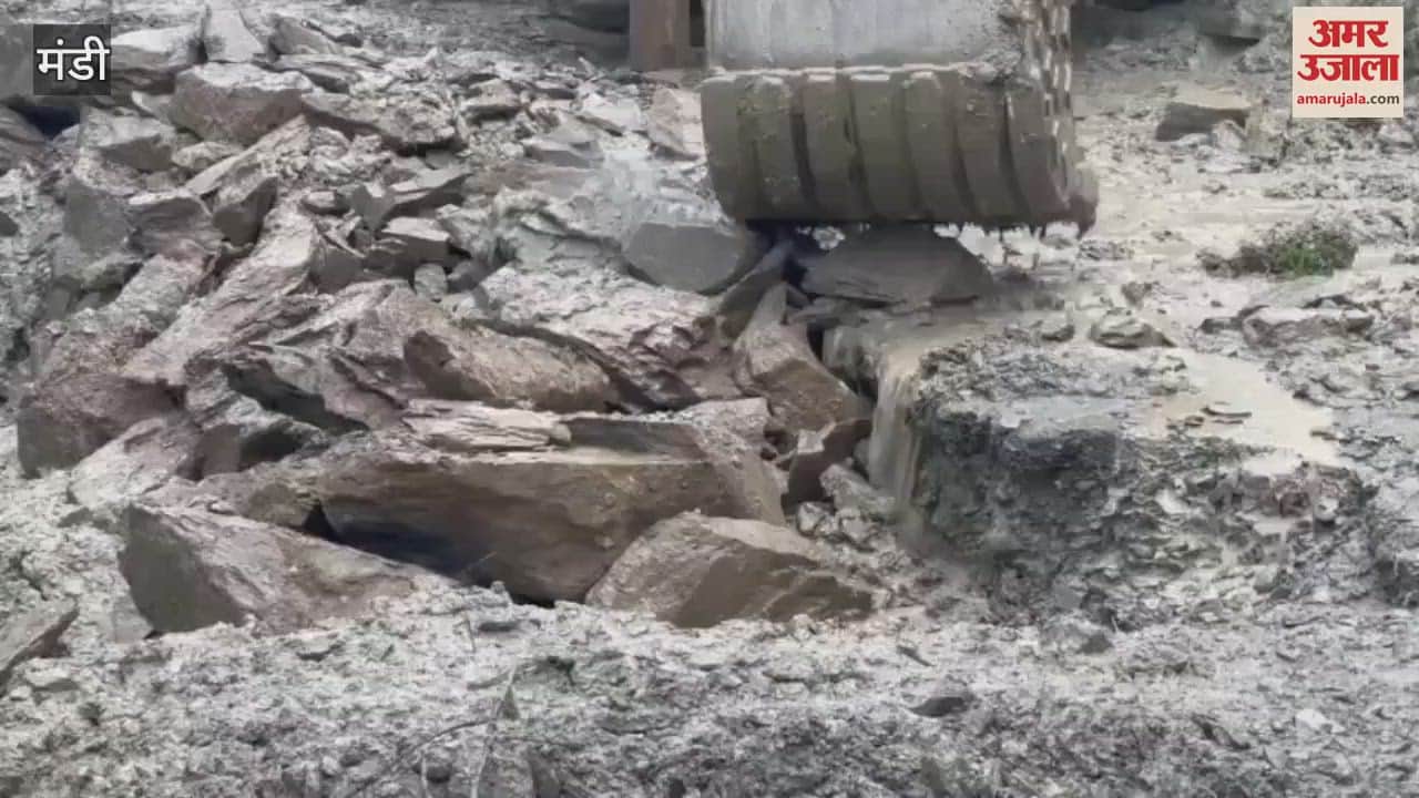 Mandi: Pandoh-Saroa road collapsed again department engaged in restoration work