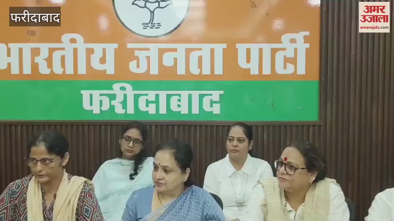Mayor Praveen Joshi attacks Congress in Faridabad