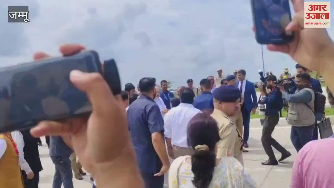 Home Minister Amit Shah reached Manguchak village, learned the pain of flood victims