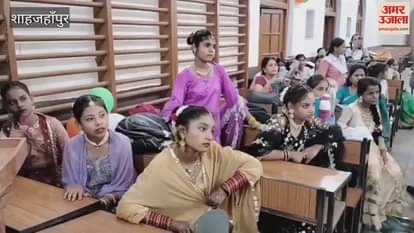 Students showed their talent in the art festival in Shahjahanpur