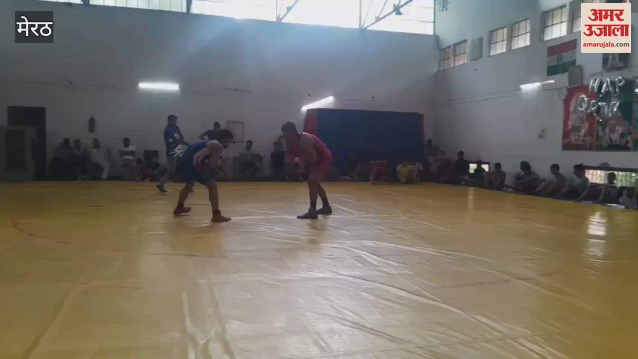 Meerut: Tricky tricks shown in wrestling competition