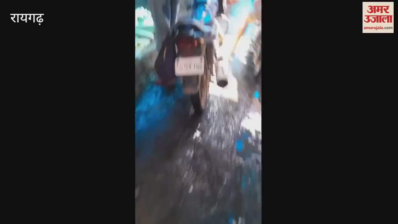 video of constable talking about theft in vegetable market goes viral