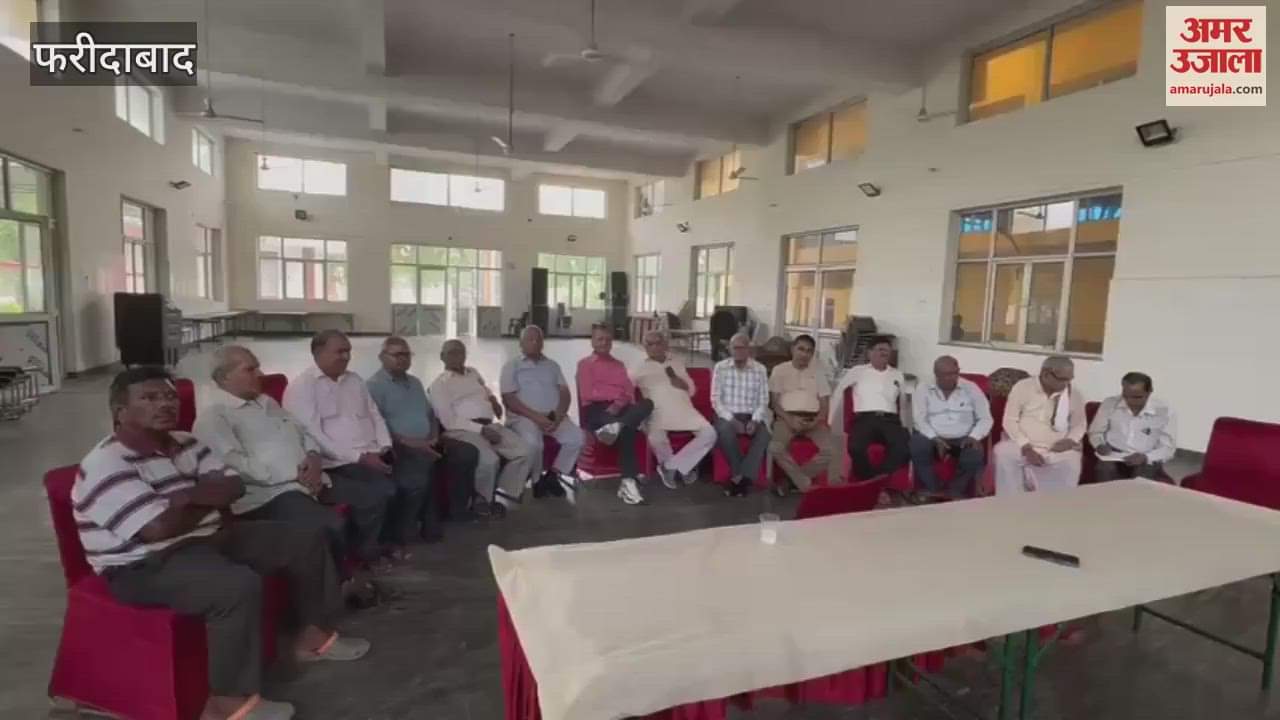 lack of Chhath Ghat in Bhojpuri Chowk and surrounding areas people troubled by dirt