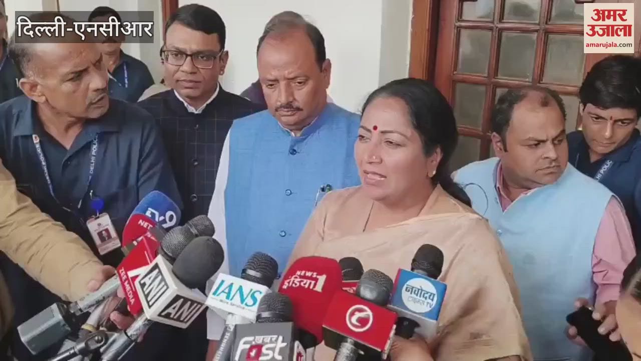 CM Rekha said there is no need to panic water level is expected to reach 207 meters