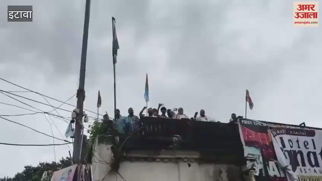 Stones were pelted on BJP workers who came to surround Congress office, eight Congress workers arrested