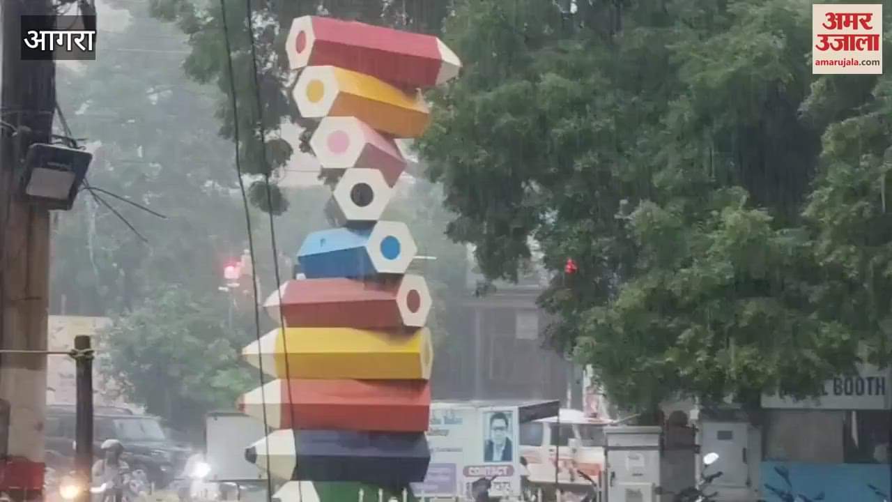 Heavy rains started again in Agra