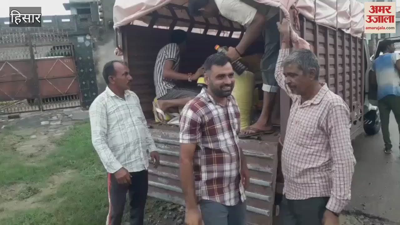 team of youth collected relief material for flood victims In Agroha area of Hisar