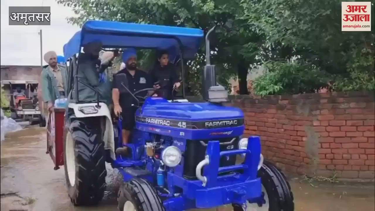 DC Sakshi Sahni and MP Meet Hayer reached Ramdas Ajnala area of Amritsar