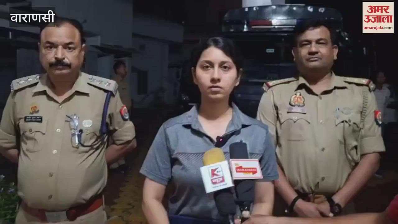 Police raid on fake call center in Varanasi in varanasi