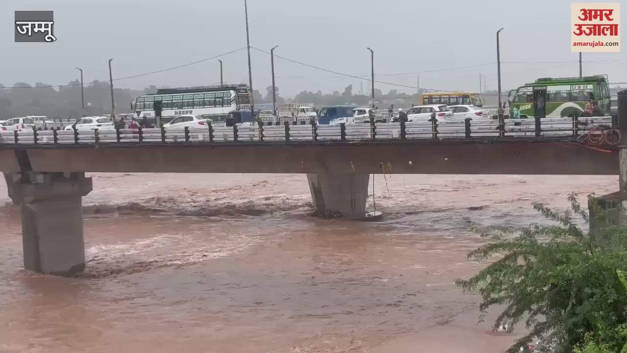 Water level increasing in tawi river