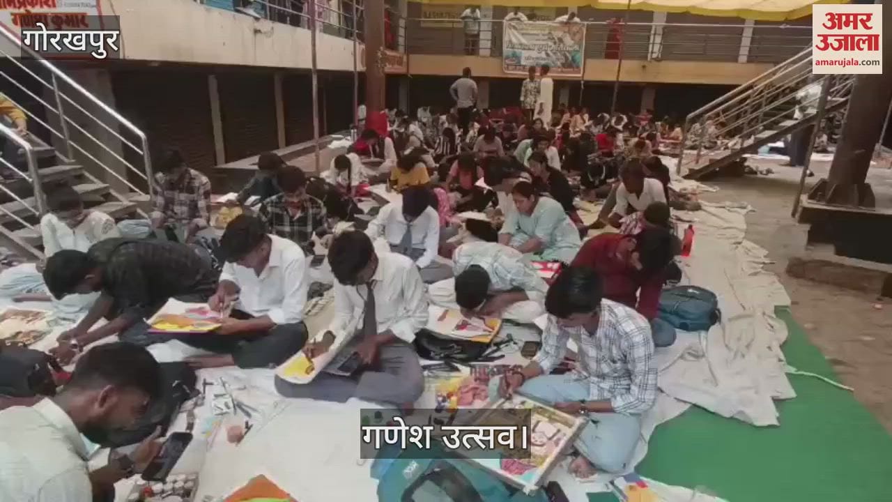 The joy of Ganesh festival is visible, children made paintings in the pandal